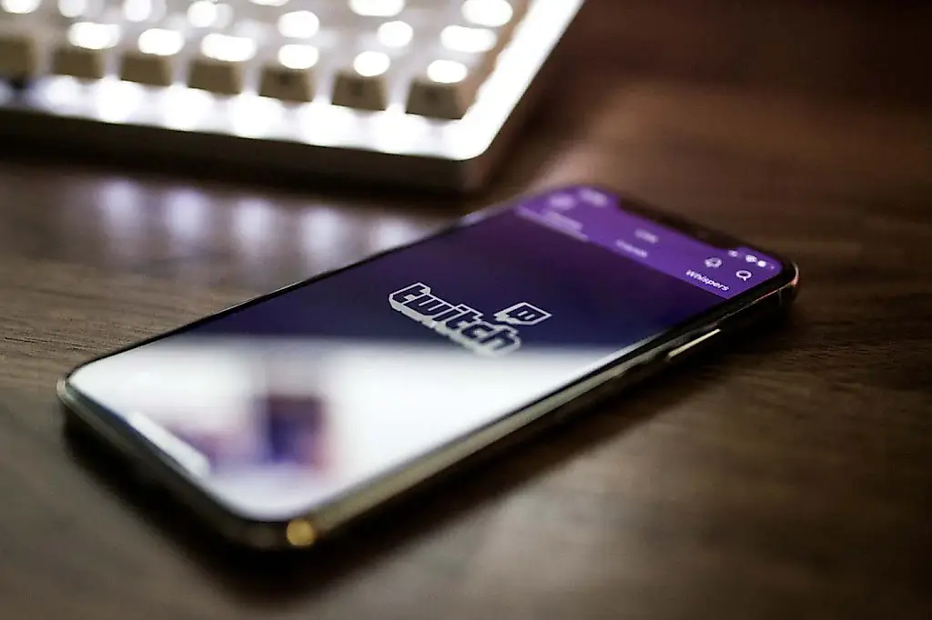 Австралия расширяет запрет на соцсети для детей: теперь и Twitch вне закона