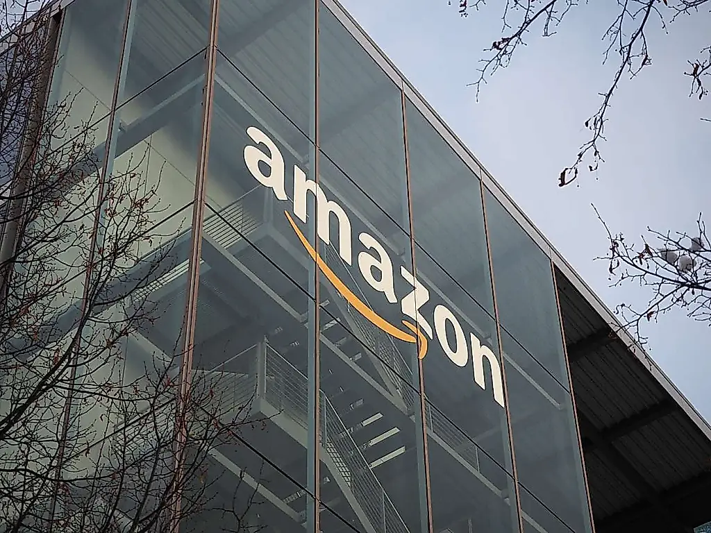 Amazon рассматривает разрыв с USPS
