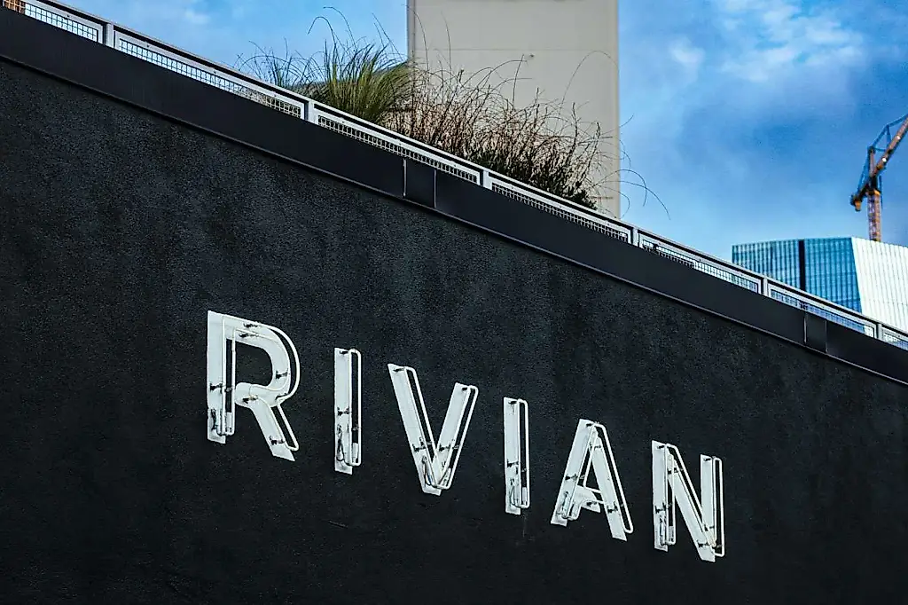 Rivian отдаёт $250 млн акционерам: хитрость или неудача?