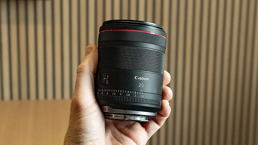 Объектив Canon 20mm f/1.4: за красивыми картинками скрываются слезы бюджета