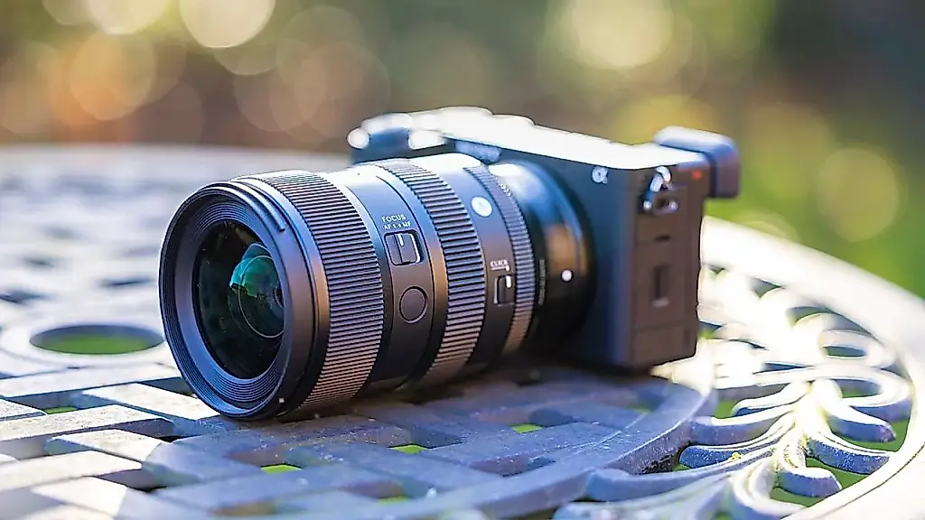 Sigma 17-40mm F1.8: el asesino de los objetivos fijos