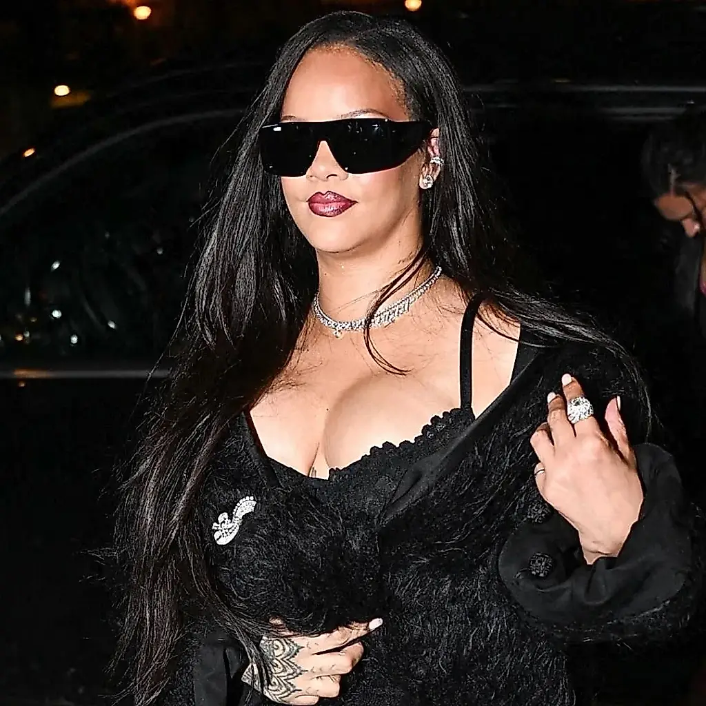 Rihanna vuelve a apostar por Dior