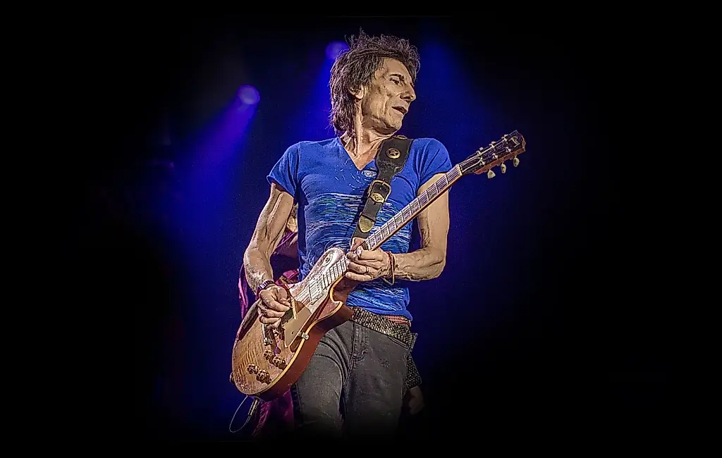 Ronnie Wood, en el escenario con Clapton