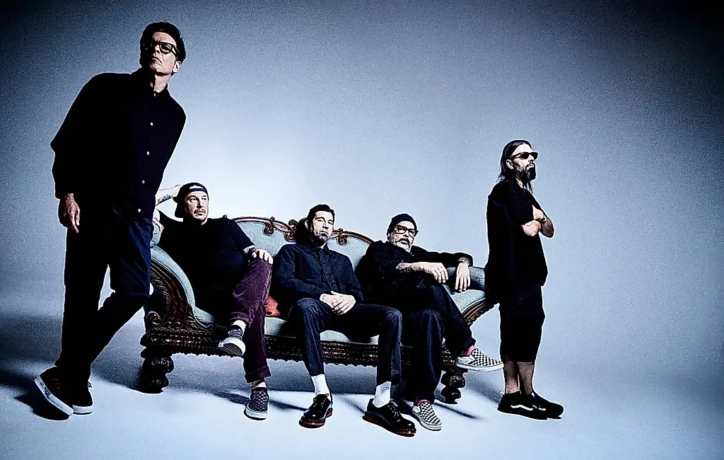 Deftones vende sus derechos
