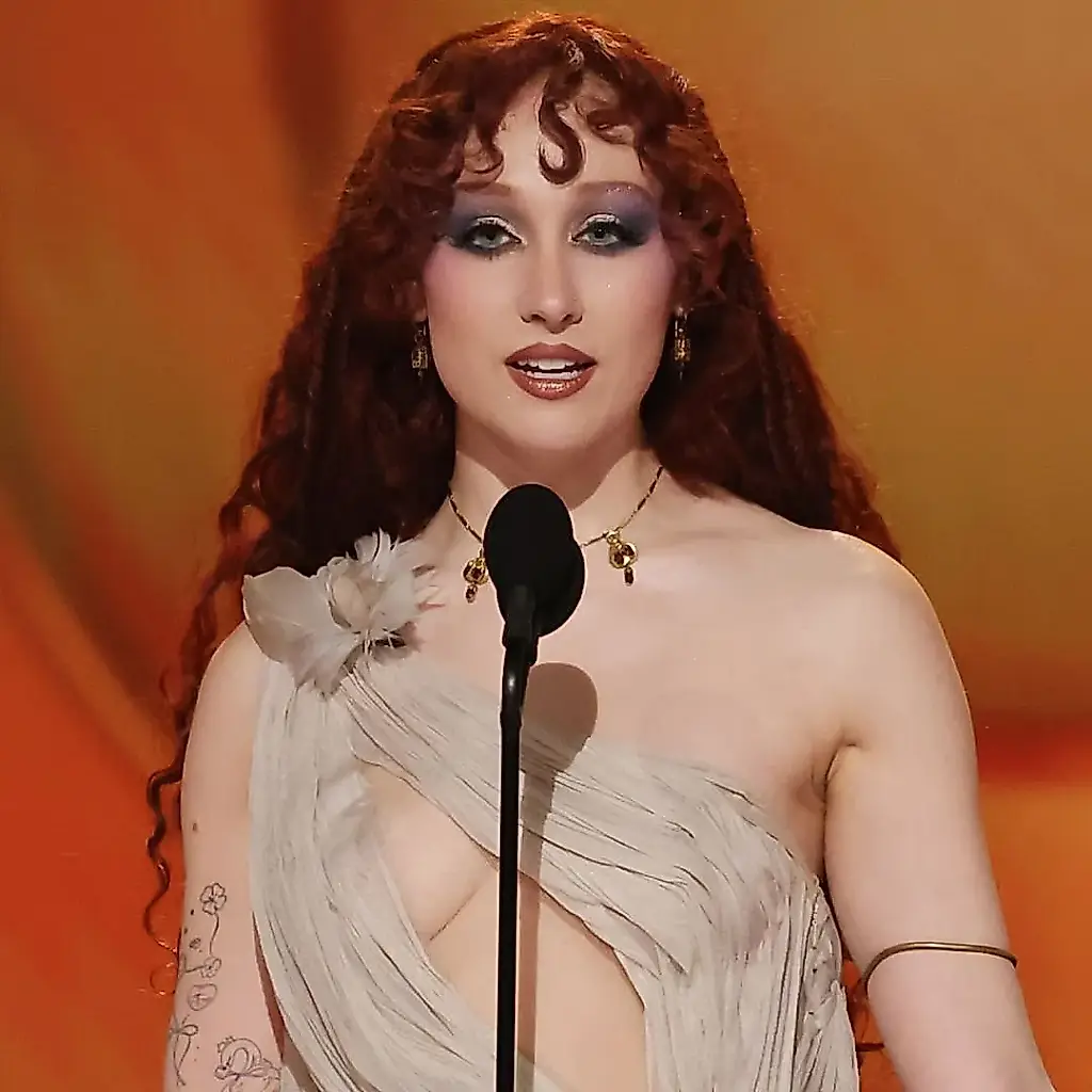 Chappell Roan: cambio de vestido en los Grammy