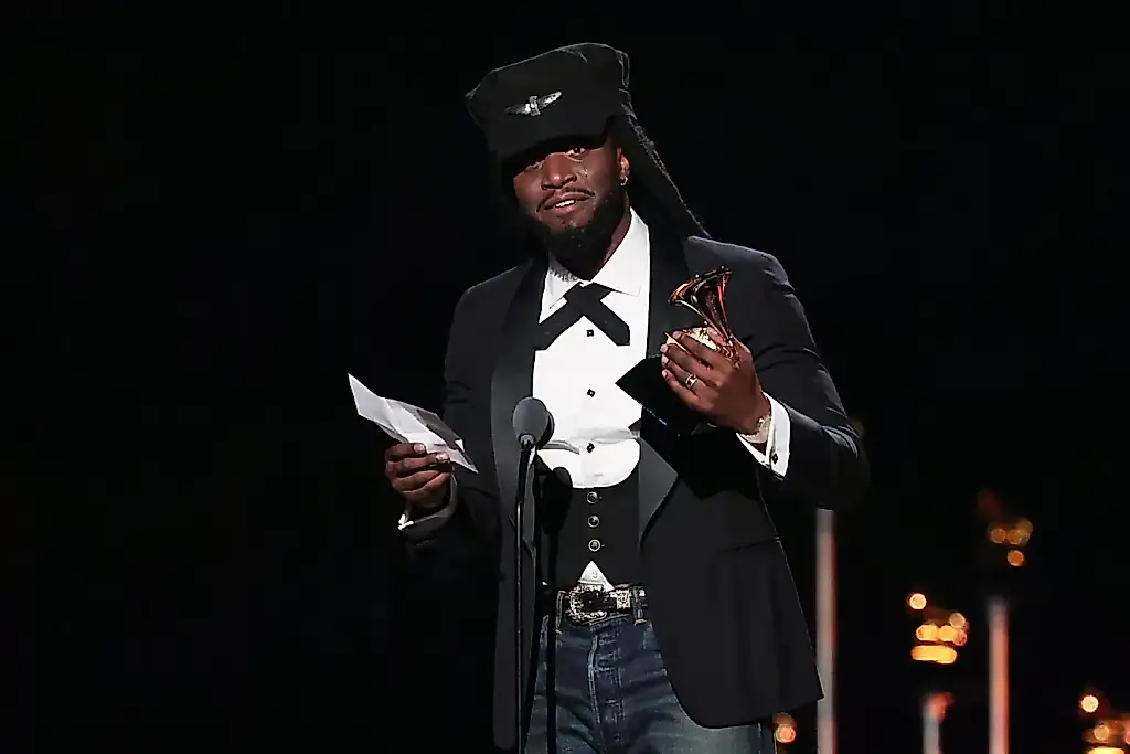 Grammy, disculpas y grandes palabras