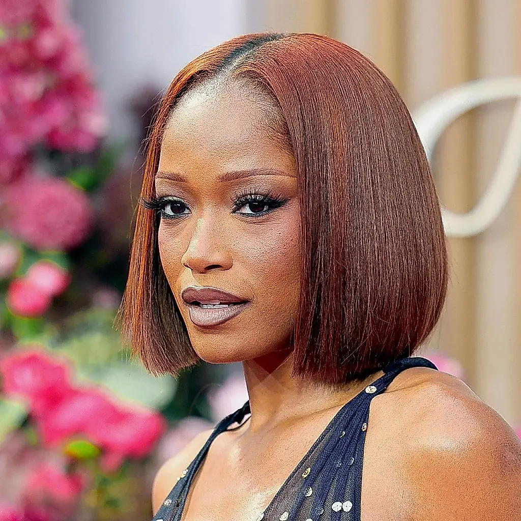 La manicura mística de Keke Palmer