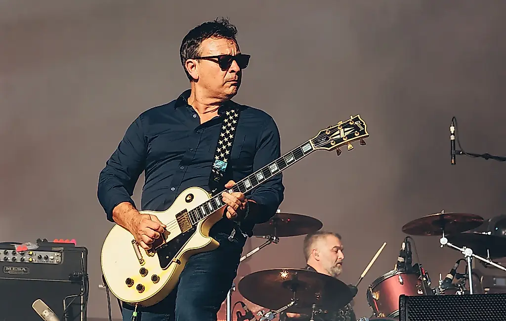 Los Manics y Robert Smith