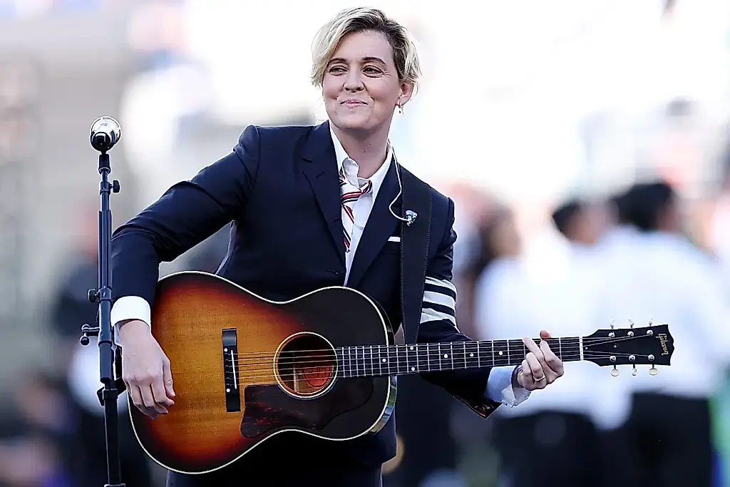 Brandi Carlile en la Super Bowl