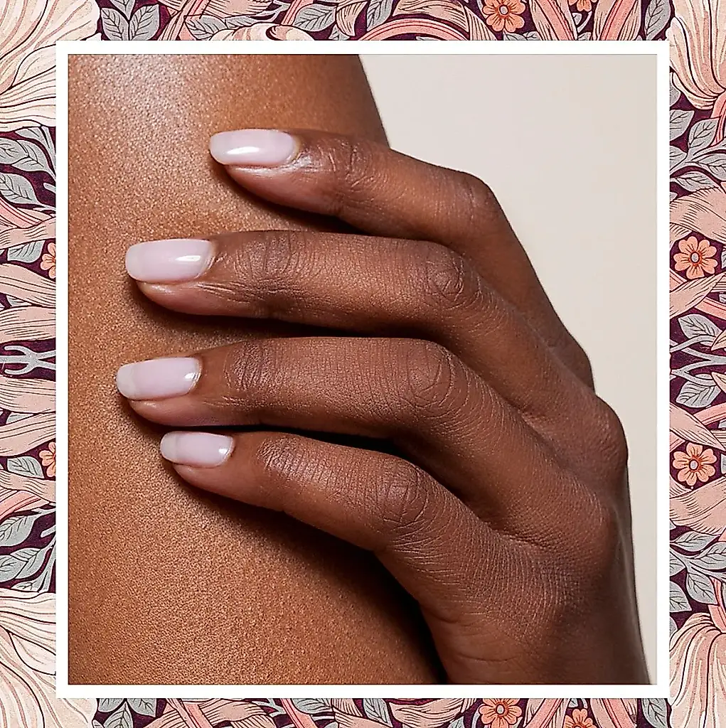 Uñas de primavera: delicadeza con un punto atrevido