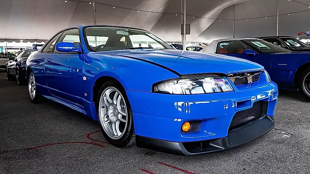 Редкий Skyline R33 LM