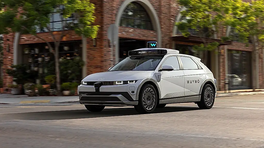 Waymo despliega sus robotaxis
