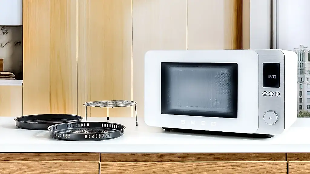 Smeg mezcla microondas y freidora de aire