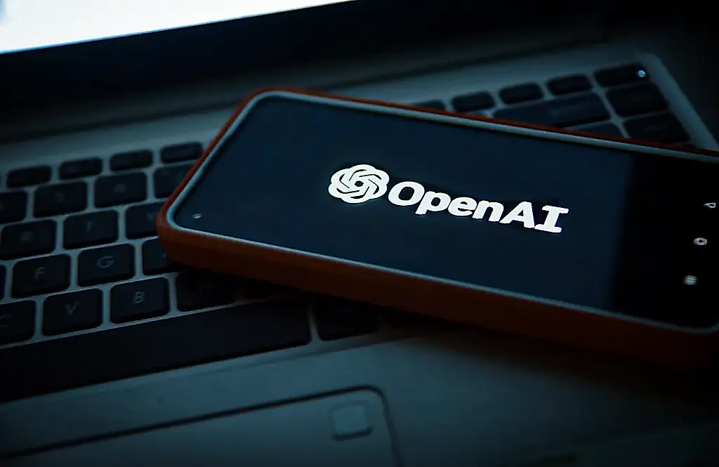 OpenAI, miles de millones y un carrusel de dinero