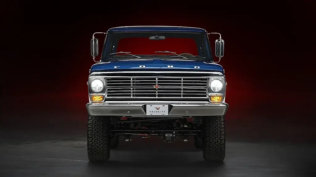 Velocity Restorations представила свой кастомный Ford F-150 1972 года