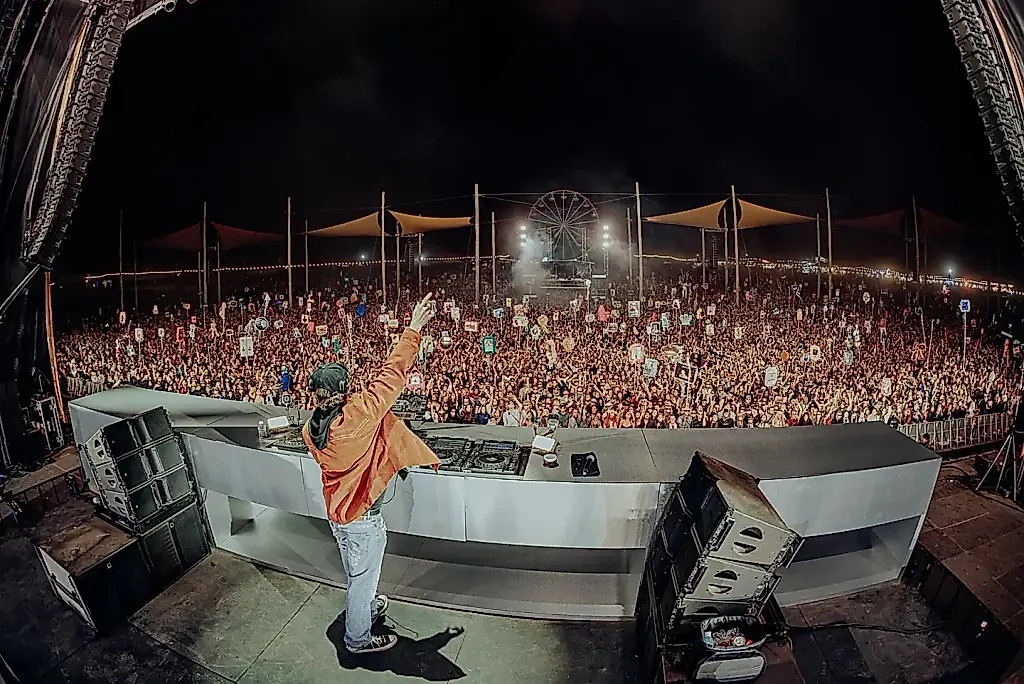 Dom Dolla recibió el Año Nuevo en BTV