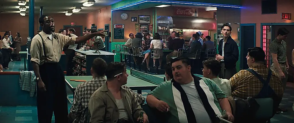 Jack Fisk y las interminables mesas de ping-pong en «Marty Supreme»