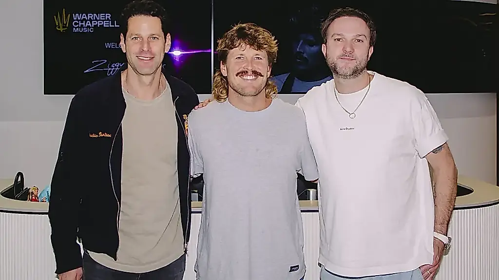 Warner Chappell firma un contrato exclusivo con Ziggy Alberts