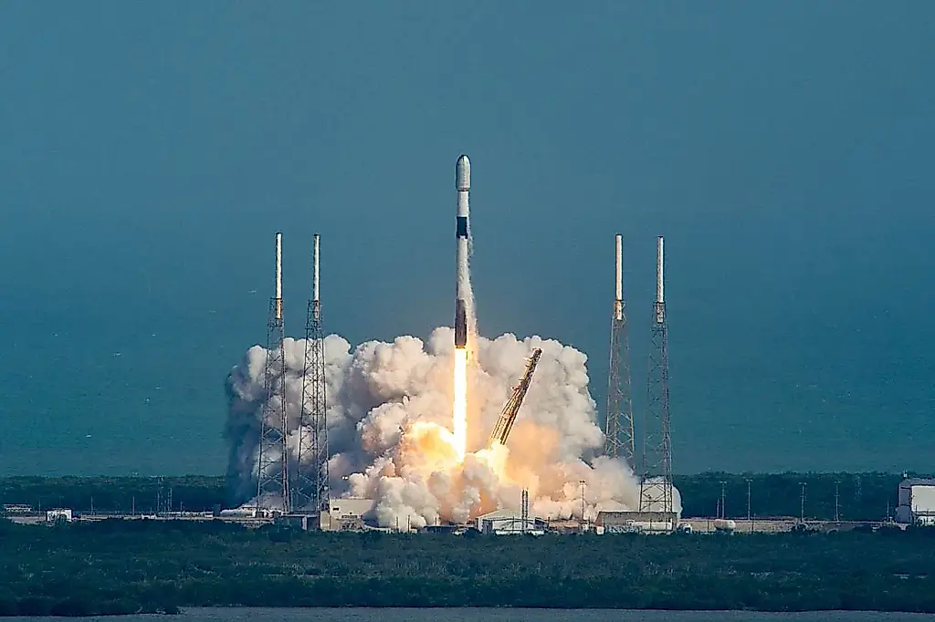 SpaceX получил одобрение на новый запуск Starlink Gen2