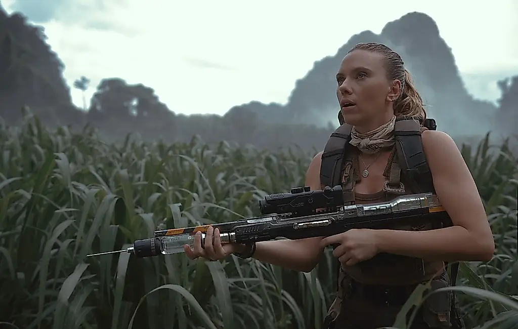 Zoe Saldaña supera a Scarlett Johansson en taquilla