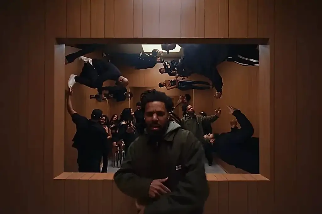 J. Cole рассказывает свою жизнь наоборот: новый клип и альбом
