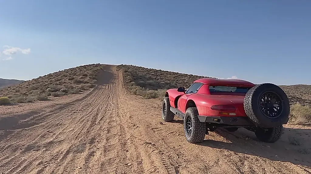 Dodge Viper contra el todoterreno: un desafío de ingeniería