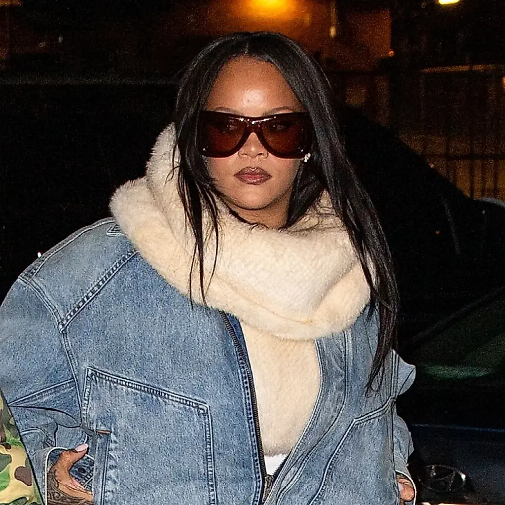 Rihanna presenta nuevas tendencias: vaquero y tigre
