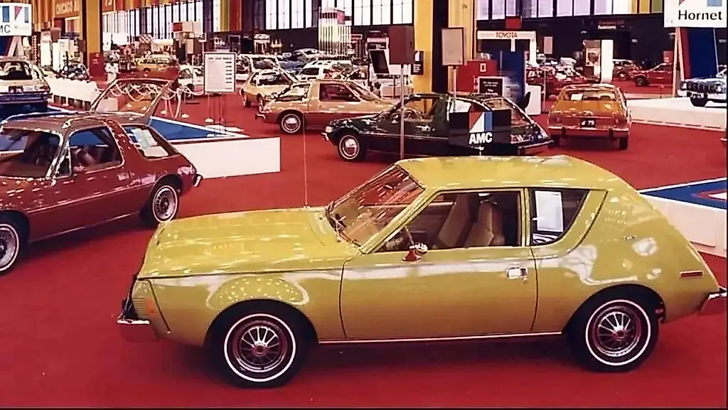 Cuando los coches se estrenaban en otoño