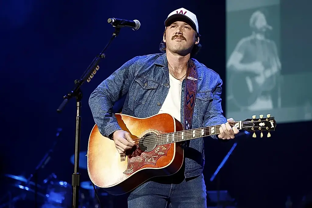 Morgan Wallen sale de su hibernación