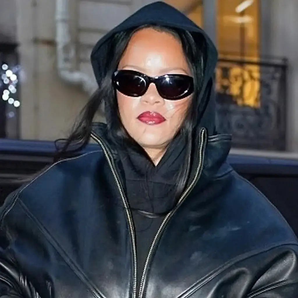 Rihanna y la moda sin freno