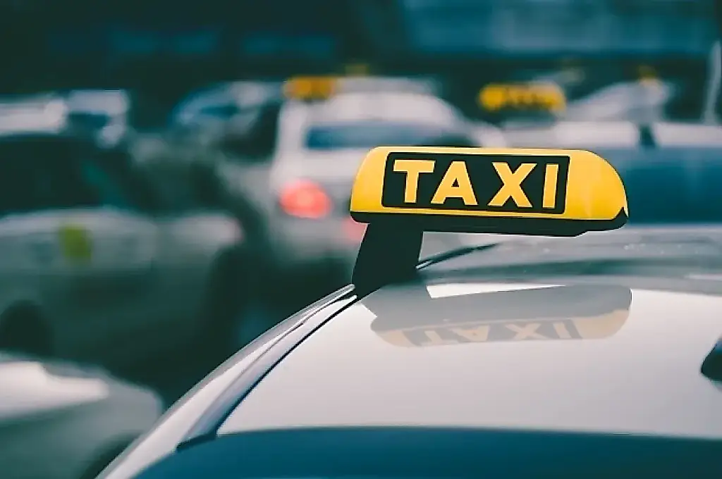 Por qué los taxistas «se hacen ricos» solo sobre el papel