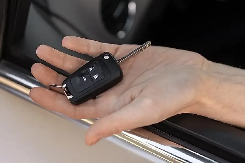 Estafadores al acecho en el mercado del automóvil
