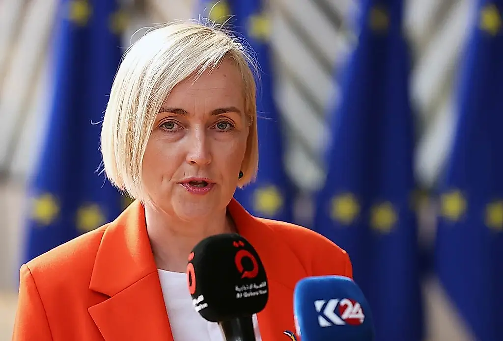 Estonia, contra vetar las redes sociales a los menores