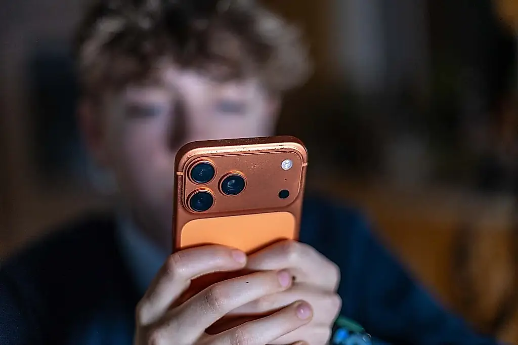 Adolescentes y redes sociales: ¿quién lo lleva peor?