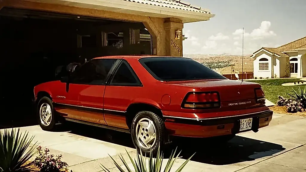 Pontiac Grand Prix 1989: купе, которое хотело быть рок‑звездой
