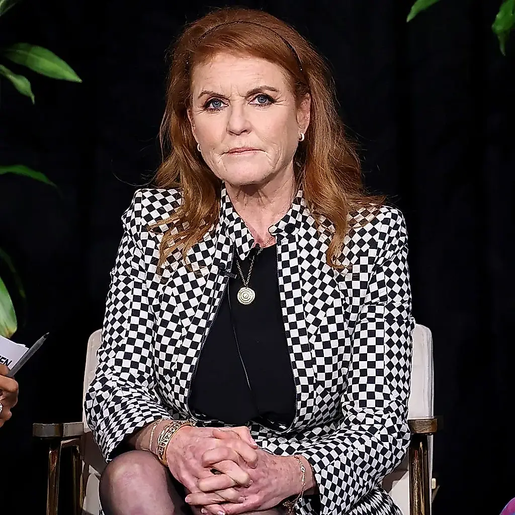Sarah Ferguson se distancia de Andrew