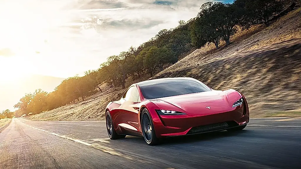 Musk promete que el último Tesla «manual» será el Roadster
