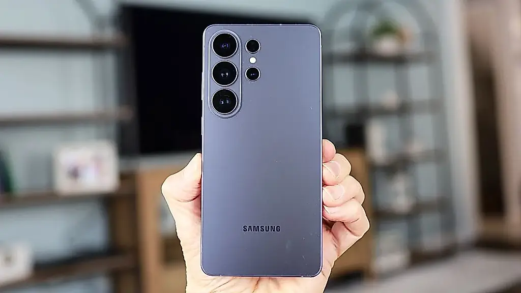 Pixel 10 frente a Galaxy S26