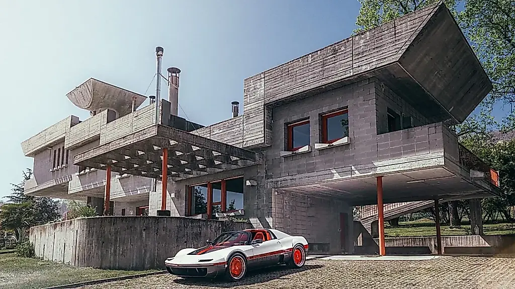 El minimalismo brutal del Bertone Runabout