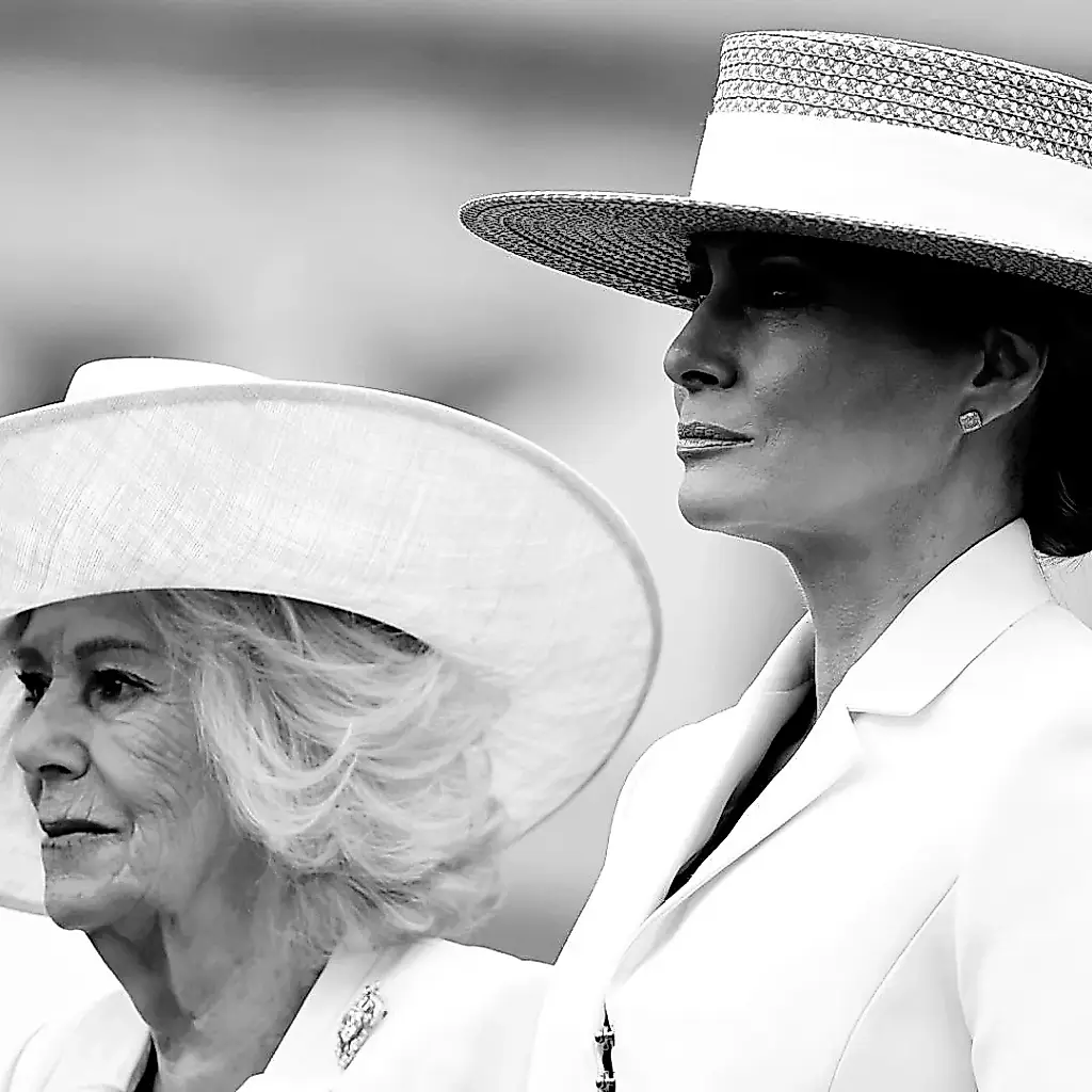 El regalo de Melania Trump: un escándalo pascual en la realeza