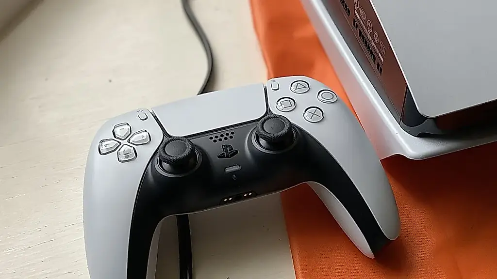 Sony закручивает гайки: игры теперь требуют «проверки паспорта»