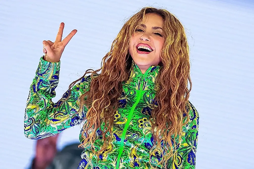 Shakira reúne a dos millones sobre la arena de Río: magia ante la que ya no se puede llorar