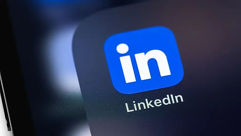 Los jóvenes buscan trabajo bajo presión: LinkedIn revela tendencias preocupantes