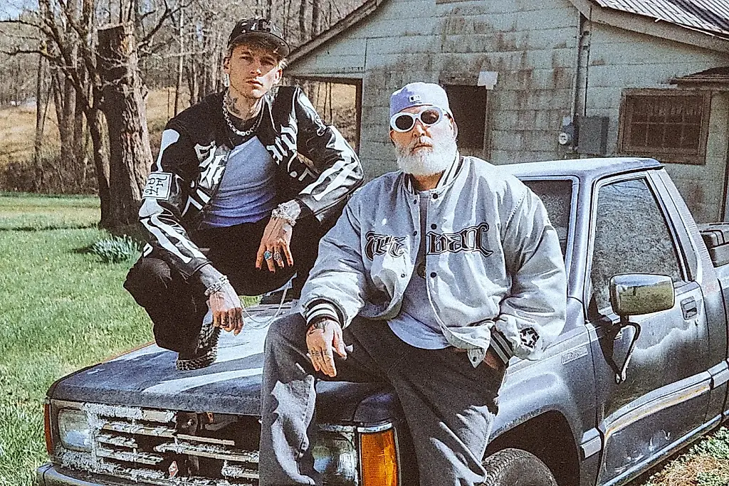 mgk y Fred Durst arrasan en las listas con «Fix Ur Face»