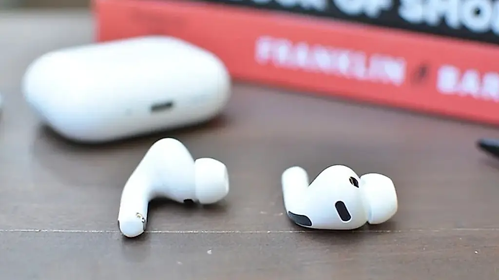 Я уже боюсь AirPods с камерами от Apple