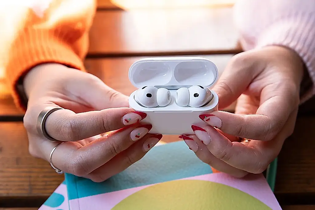 AirPods con cámaras: ya están en fase de pruebas