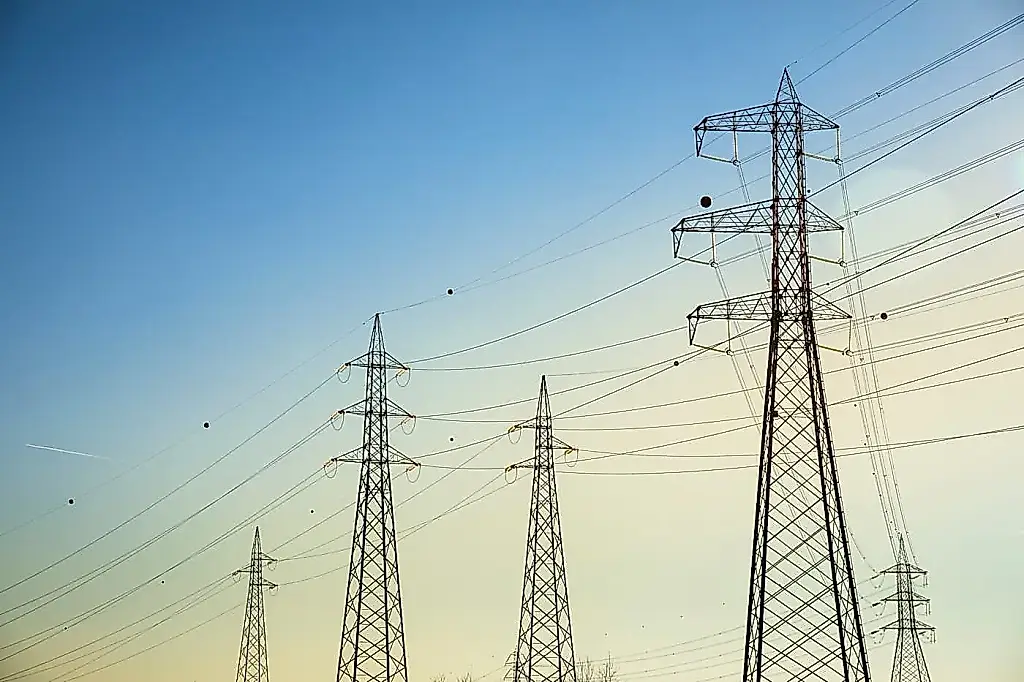 Los gigantes tecnológicos juran que no os arruinarán con la factura de la luz