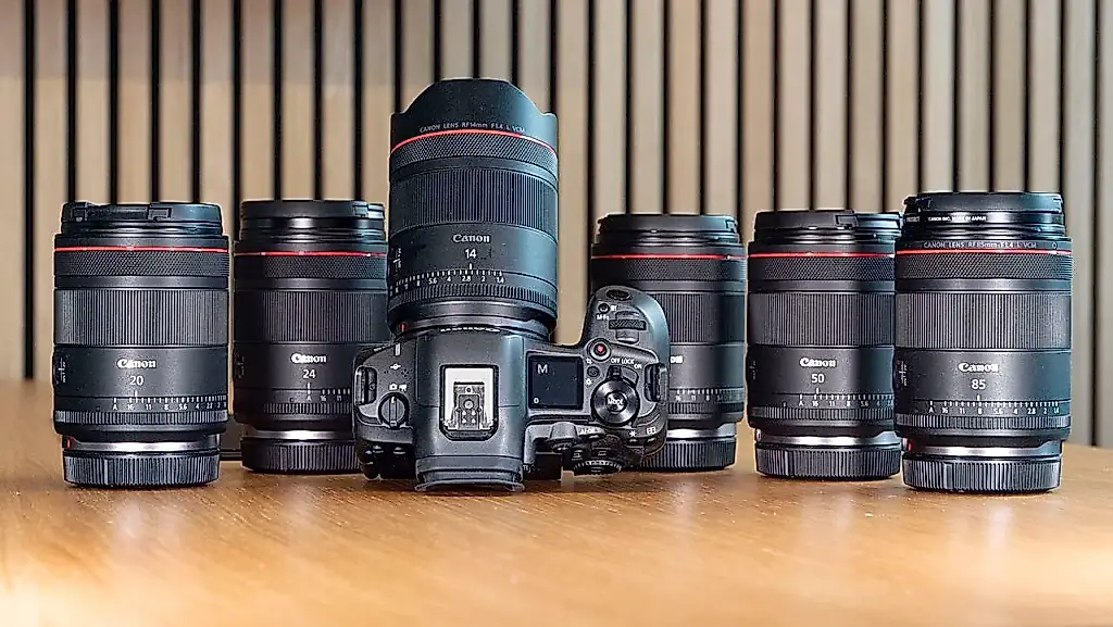 Canon готовит необычный объектив