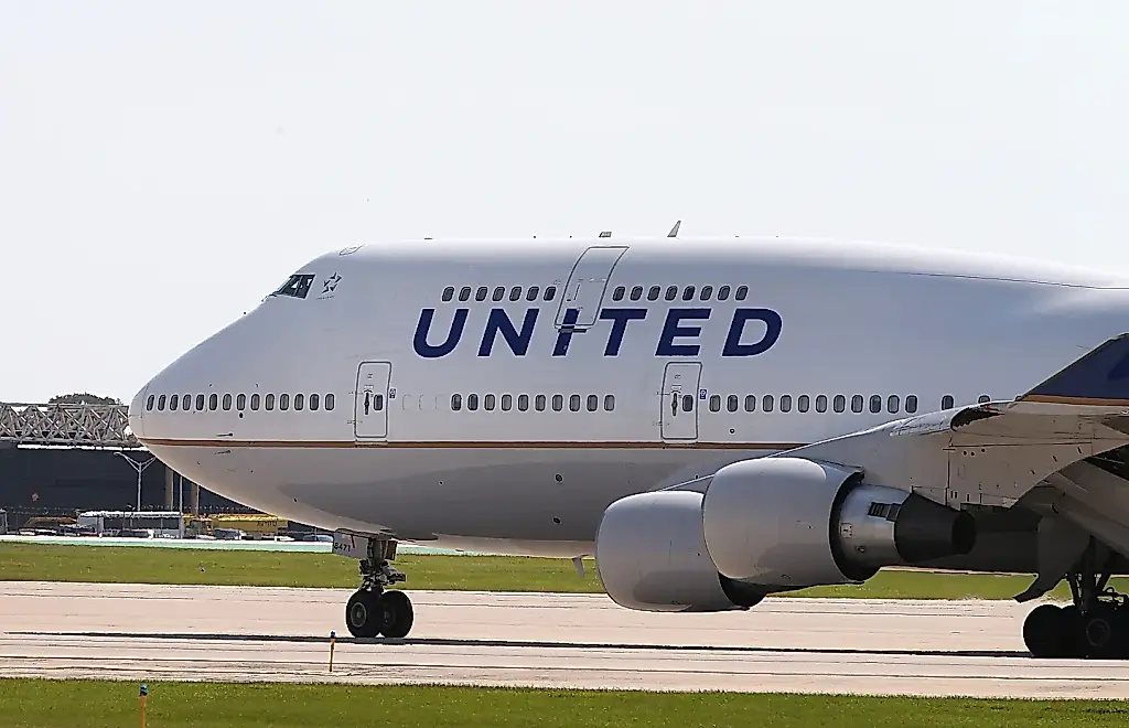 United Airlines impone normas estrictas