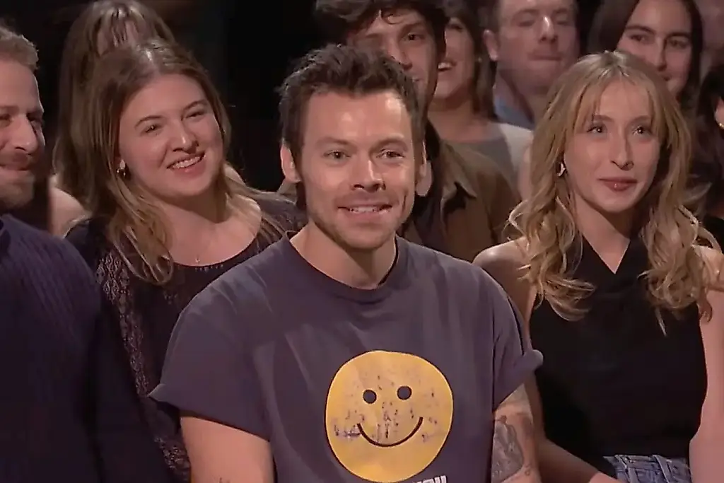 Harry Styles se dejó ver en SNL